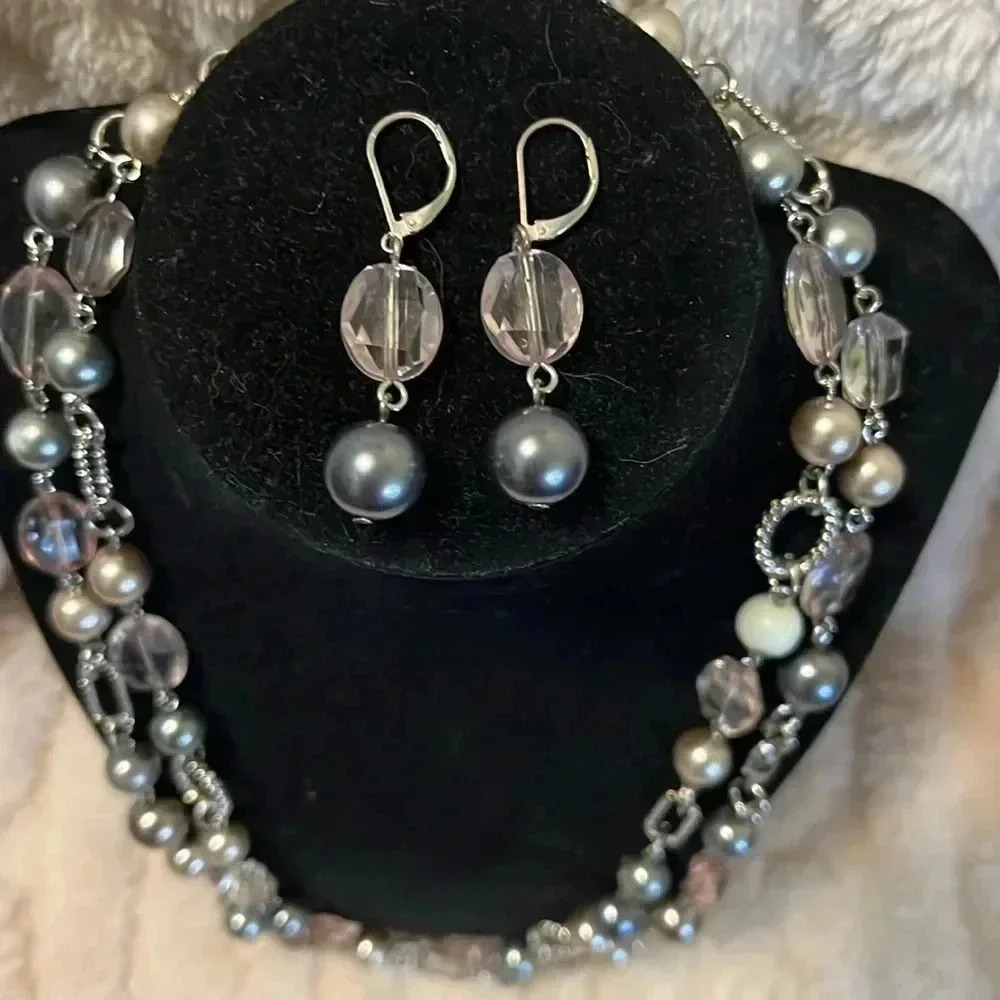 Vintage Premier Designs Jewelry pink and gray long necklace with earrings. - Picture 2 of 4